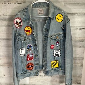Vintage Furst of a Kind patched woodstock denim jacket women’s size large hippie